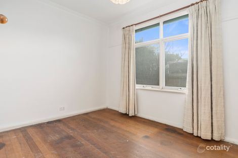 Property photo of 82 Kananook Avenue Seaford VIC 3198