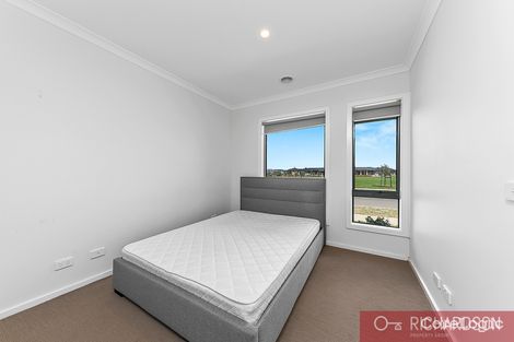 Property photo of 15 Kichner Street Tarneit VIC 3029