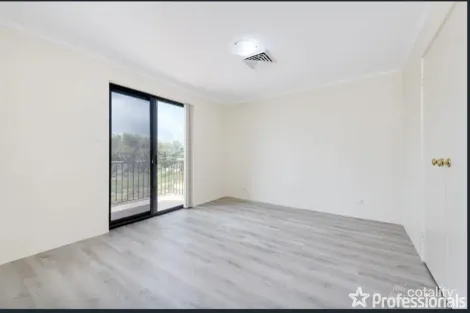 Property photo of 10 Ski Court Port Kennedy WA 6172