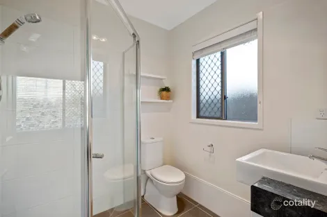 Property photo of 20 Meander Circuit Holmview QLD 4207