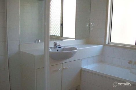 Property photo of 102/2-4 Langport Parade Mudgeeraba QLD 4213