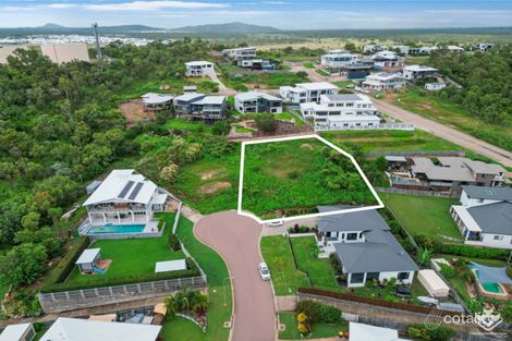 17 Pincer Ct, Bushland Beach, QLD 4818