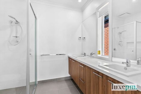 Property photo of 44 Unico Circuit Mount Duneed VIC 3217