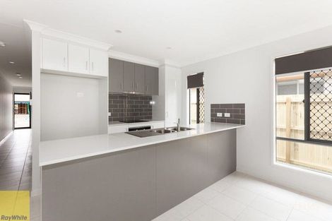 Property photo of 15 Cooper Way Spring Mountain QLD 4300