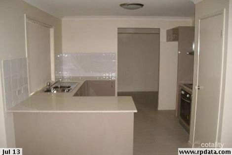 Property photo of 33 Rosella Street Loganlea QLD 4131