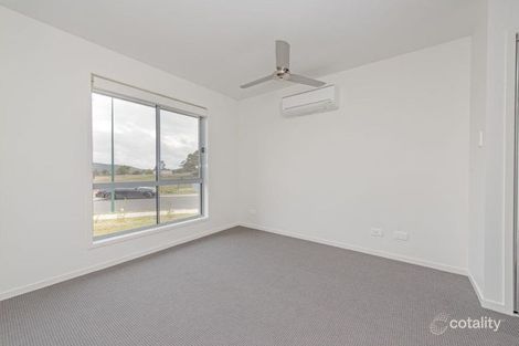 Property photo of 2/13 Parkview Drive Glenvale QLD 4350
