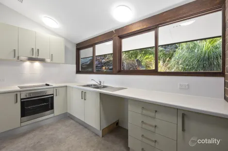 Property photo of 38 Heather Street Wheeler Heights NSW 2097