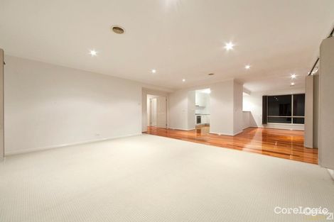 Property photo of 13 Stonehaven Avenue Cranbourne VIC 3977