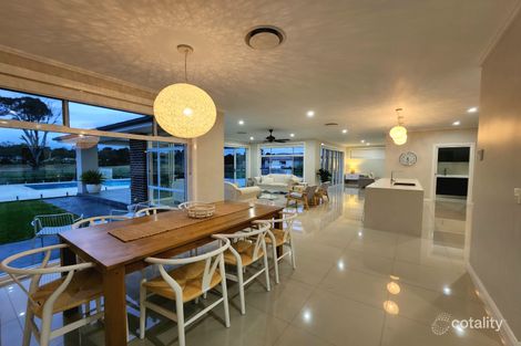 Property photo of 35 Twin Creeks Drive Luddenham NSW 2745