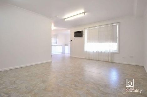 Property photo of 11 Warrina Avenue Summerland Point NSW 2259