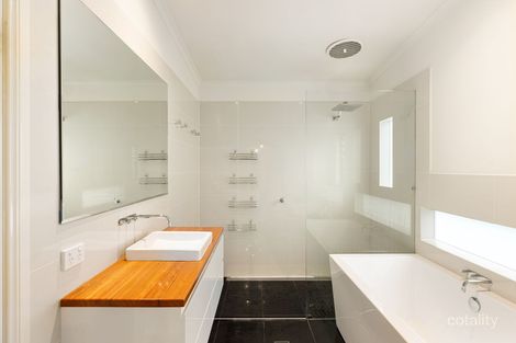 Property photo of 20 Water Street Red Hill QLD 4059