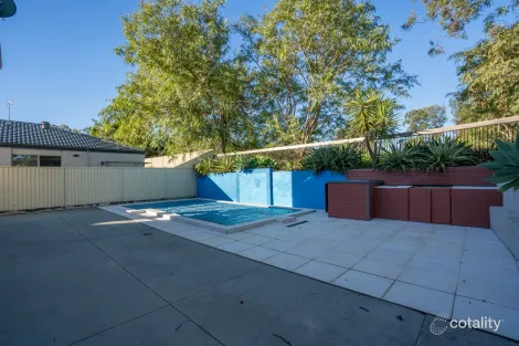 Property photo of 87 Tiger Drive Arundel QLD 4214