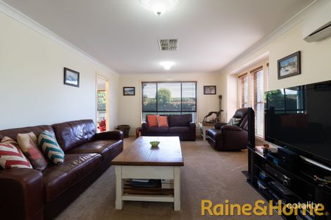 Property photo of 17 Englewood Avenue Dubbo NSW 2830