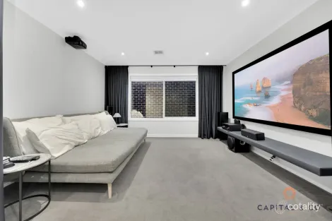 Property photo of 39 Yarradale Drive Mickleham VIC 3064