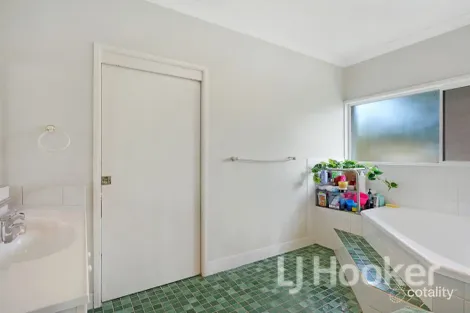 Property photo of 34 Vickery Avenue Sanctuary Point NSW 2540