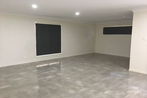 Property photo of 5 Maurie Pears Crescent Pimpama QLD 4209