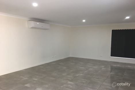 Property photo of 5 Maurie Pears Crescent Pimpama QLD 4209