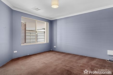 Property photo of 1 Ravendale Drive Dudley Park WA 6210