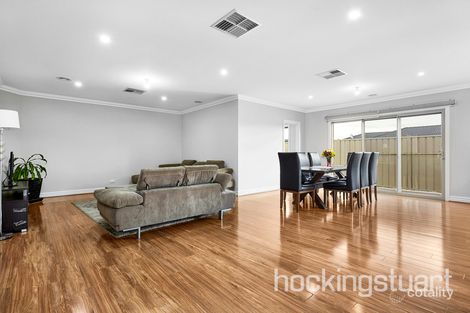 Property photo of 39 Fieldstone Way Brookfield VIC 3338