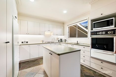 Property photo of 41 Stanton Crescent Rosanna VIC 3084