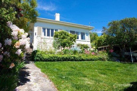 11 Red Knights Rd, Sandy Bay, TAS 7005