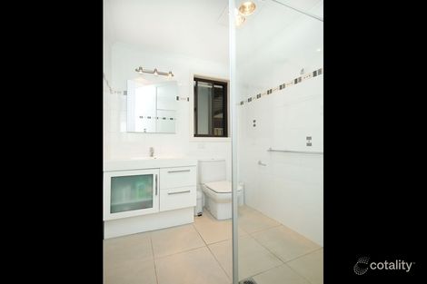 Property photo of 4 Clayton Place Fadden ACT 2904