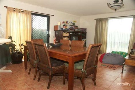 Property photo of 8 Diggers Place Caroline Springs VIC 3023