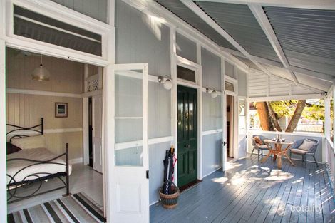 Property photo of 21 Mountjoy Terrace Wynnum QLD 4178