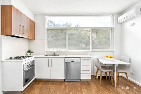 1/38 Waterloo Cres, St Kilda, VIC 3182