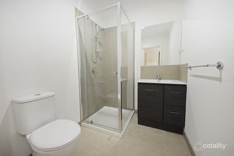 Property photo of 2/20 Sarno Court Cranbourne VIC 3977