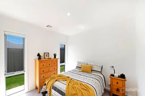 Property photo of 10 Angus Place Bungendore NSW 2621