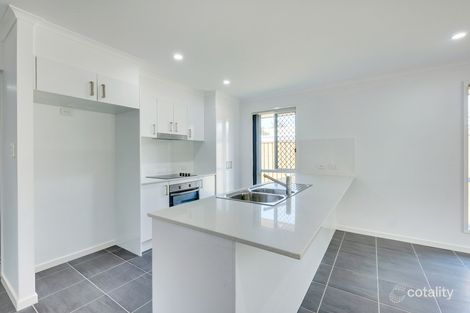 Property photo of 34 Frederick Place Park Ridge QLD 4125