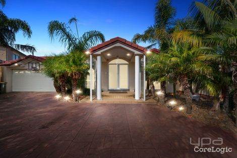 Property photo of 6 Lindsay Court Taylors Lakes VIC 3038