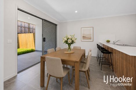 Property photo of 26 Diamond Drive Yarrabilba QLD 4207