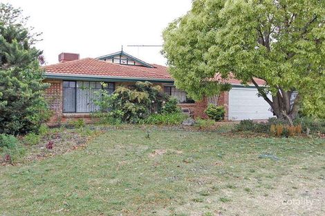 35 Golf Links Dr, Carramar, WA 6031