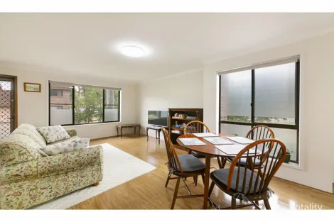 Property photo of 1/5-7 Leamington Road Dundas NSW 2117