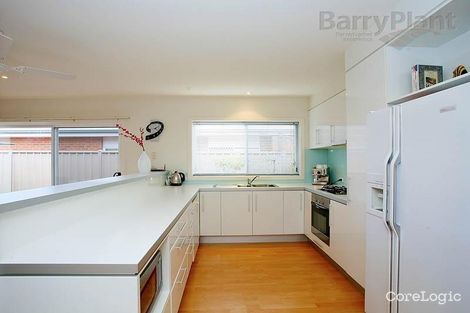 Property photo of 30 Breakwater Crescent Point Cook VIC 3030