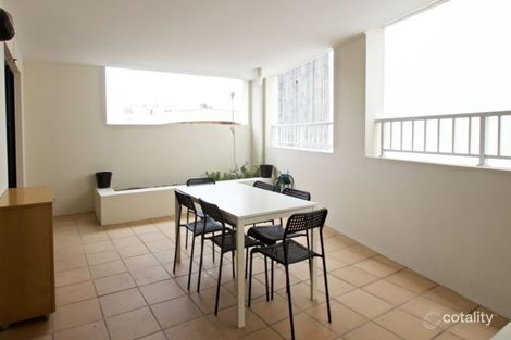 Property photo of 2/455 Pacific Highway Crows Nest NSW 2065