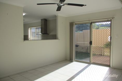 Property photo of 11 Langdon Way Mount Hutton NSW 2290