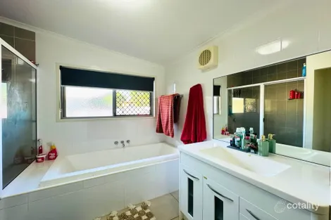 Property photo of 23 Flinders Drive Moranbah QLD 4744