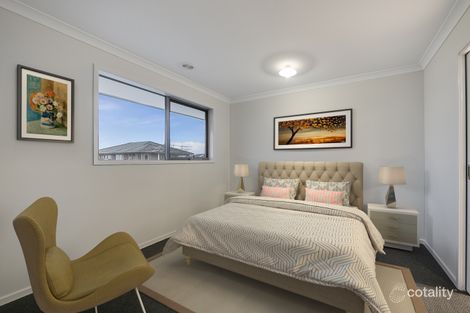 Property photo of 10 Hammersmith Way Cranbourne East VIC 3977