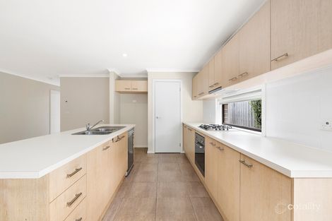 Property photo of 2 Sunningdale Road Doreen VIC 3754