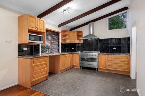 Property photo of 32 Norcombe Street Carina QLD 4152