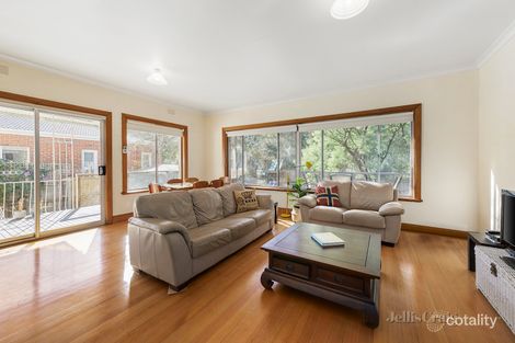 Property photo of 46 Bennett Parade Kew East VIC 3102