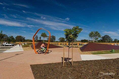 Property photo of 87 Macquarie Circuit Fitzgibbon QLD 4018