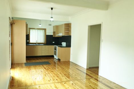 Property photo of 56 Ranchby Avenue Lake Heights NSW 2502