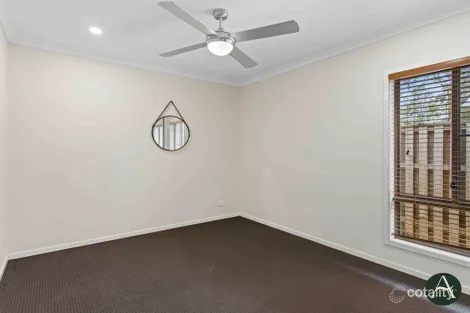 Property photo of 504 Gainsborough Drive Pimpama QLD 4209