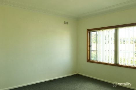 Property photo of 56 Ranchby Avenue Lake Heights NSW 2502