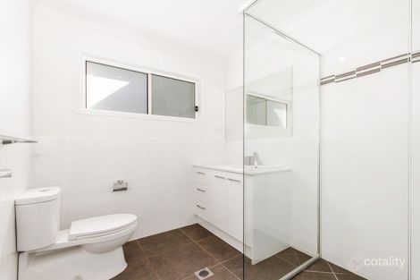 Property photo of 32 Grevillea Place Bridgeman Downs QLD 4035