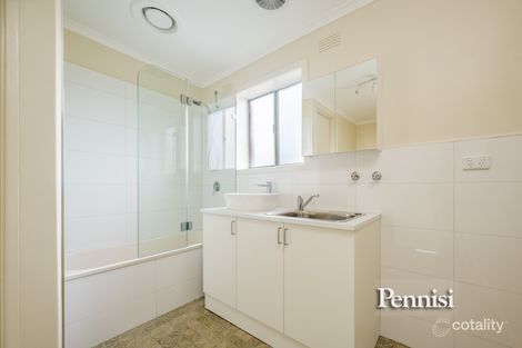Property photo of 9/8 Chaucer Street Moonee Ponds VIC 3039